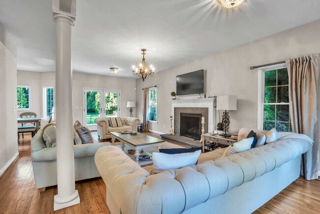 Photo - 1025 Peconic Bay Blvd Unit ID1321343P