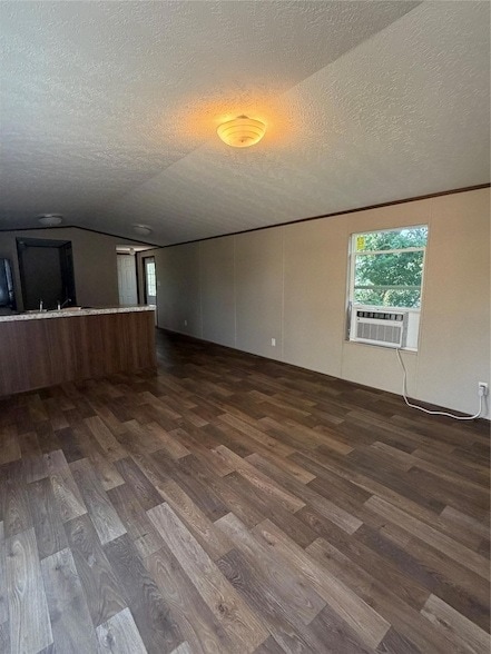 Photo - 272 Plum St