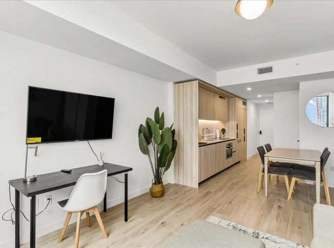 Photo - 225 N Miami Ave Unit SI FL35-ID1396878P