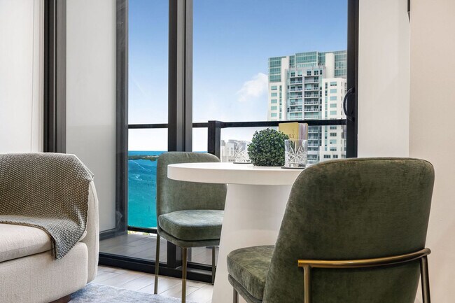 Photo - 398 NE 5th St Unit SI ID1240714P