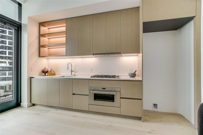 Photo - 610 Davis St Unit 3206