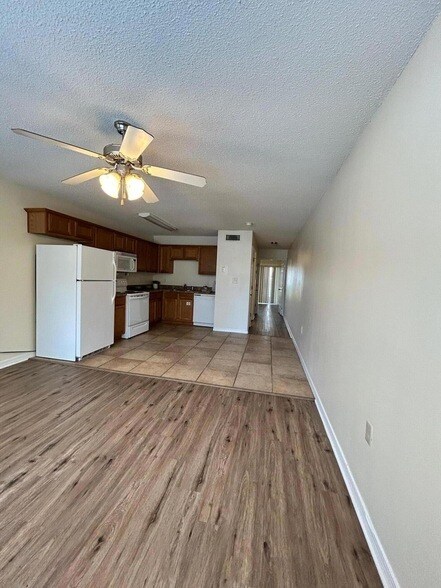 Photo - 53 Robys Dr Unit 3