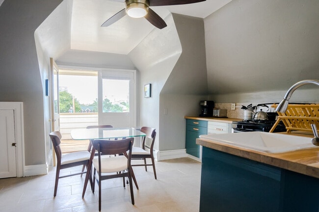 Photo - 1660 N Gaylord St Unit ID1026266P