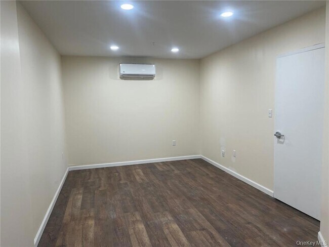 Photo - 45 Front St Unit 3C