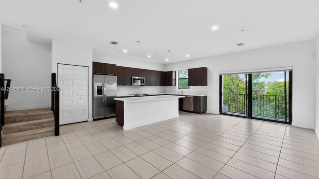Photo - 10467 NW 82nd St Unit 10