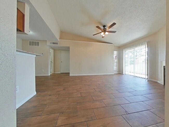 Photo - 3770 Lovers Wood Ln Unit 1005