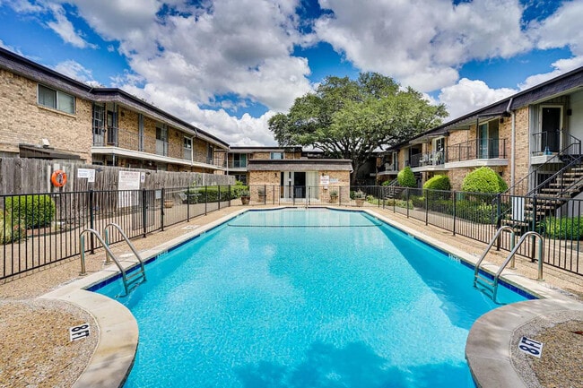 Photo - 10228 Regal Oaks Dr Unit SI ID1386255P