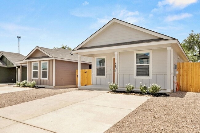 Photo - 14833 Cactus St