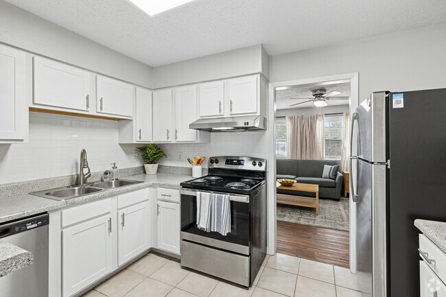 2BR, 1.5BA - 1,200SF - Kitchen - Sandpiper