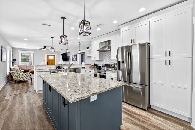 Photo - 2910 N Ola Ave Unit ID1300725P