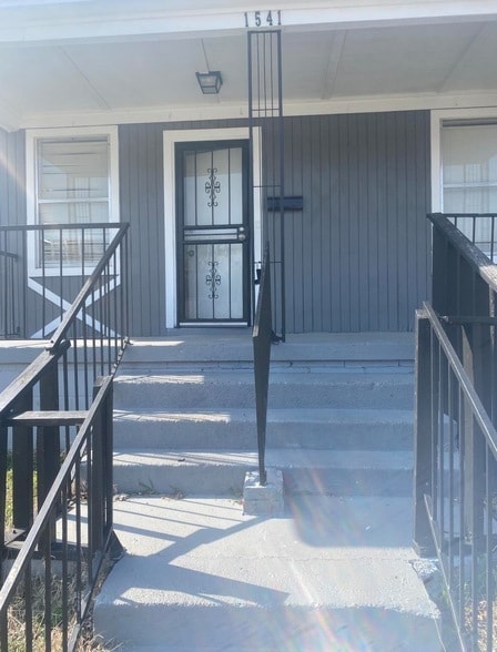 Building Photo - 1541 Patton St