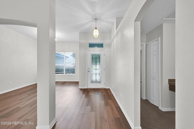 Photo - 10810 Stanton Hills Dr E