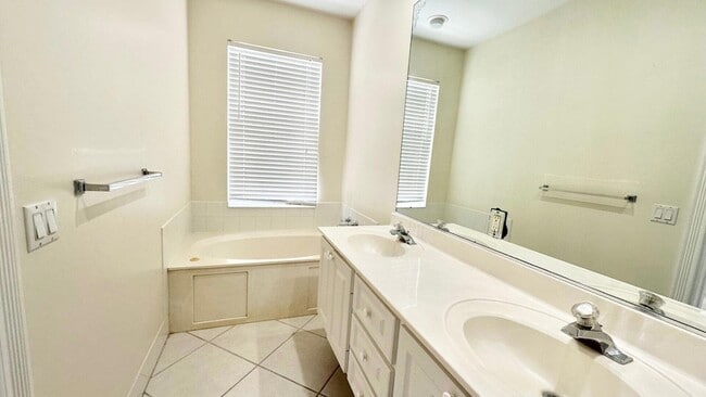Photo - 2171 Tigris Dr