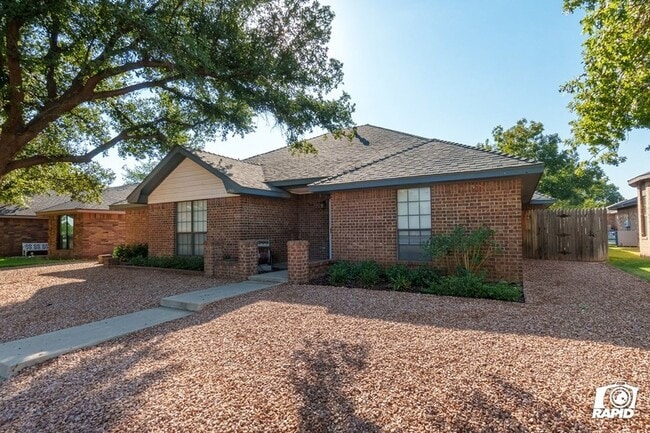 Photo - 4911 Sherwood Dr