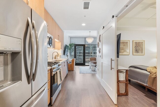 Photo - 1212 Demonbreun St Unit 1106