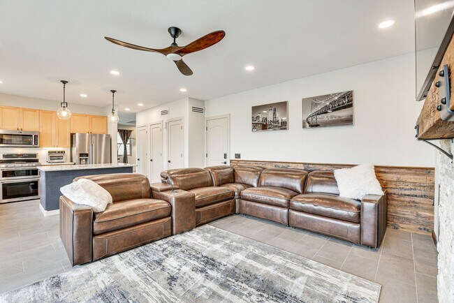Photo - 13716 W Cypress St Unit SI ID1546140P