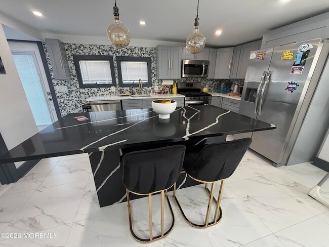 Photo - 191 Delaware Ave