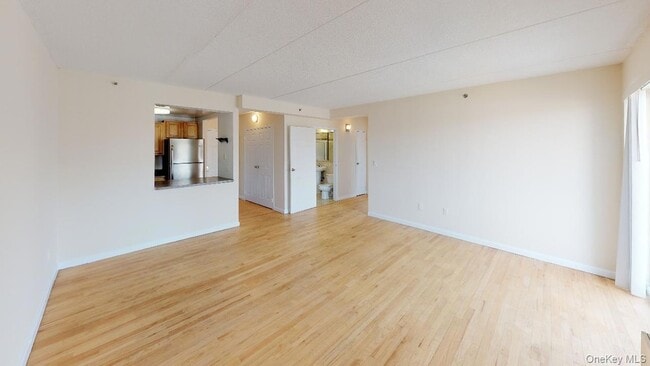 Photo - 102-30 Queens Blvd Unit 4c