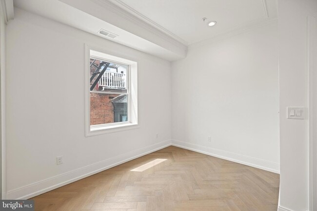 Photo - 1709 21st St NW Unit 42