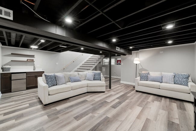 Photo - 5641 W 64th St Unit ID1244925P