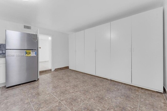 Photo - 5831 Taylor St Unit 3