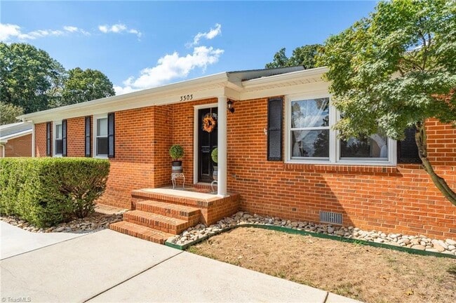 Photo - 3303 North Carolina Hwy 150