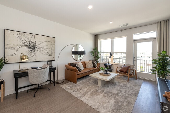 1BR, 1BA - 764SF - Living Room - The Hayes