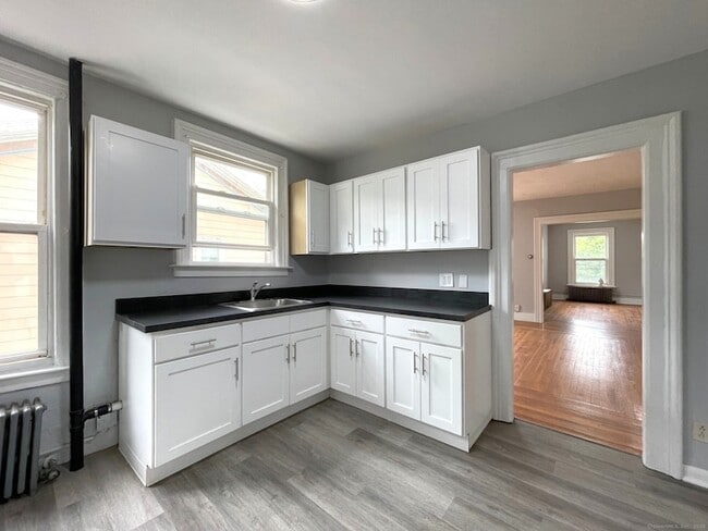 Photo - 303 Lexington Ave Unit 2