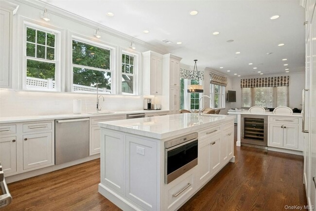Photo - 624 Timpson St