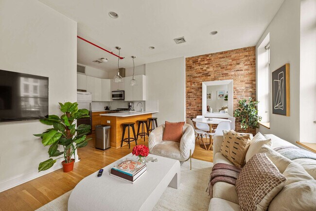 Photo - 140 Broadway-SI ID1627174P Unit SI ID1627174P