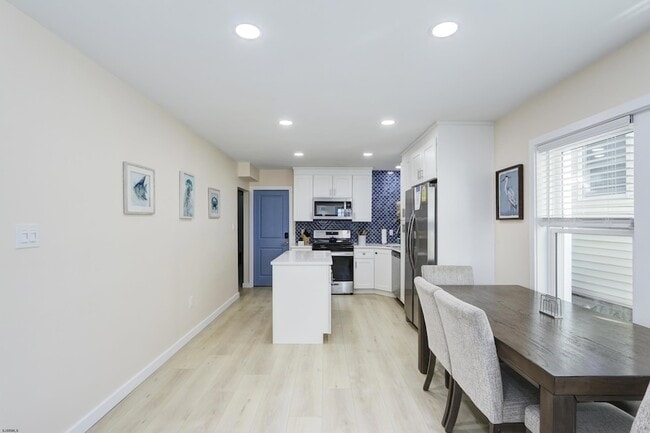 Photo - 125 N Wissahickon Ave