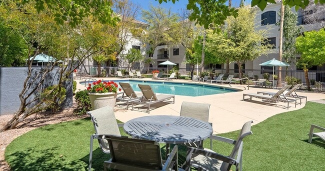 Photo - Estates on Maryland Apartments