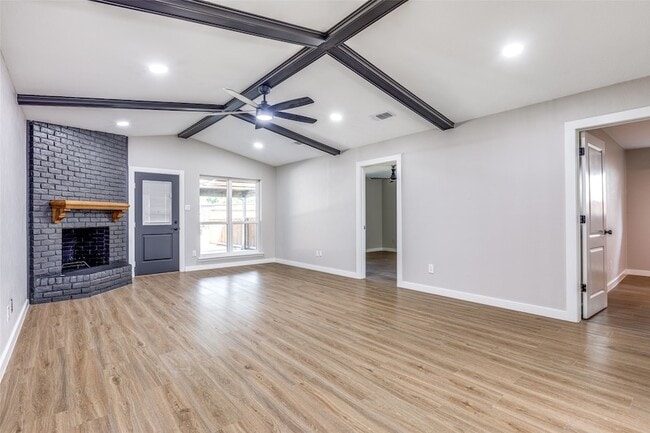 Building Photo - 1235 Mill Valley Dr