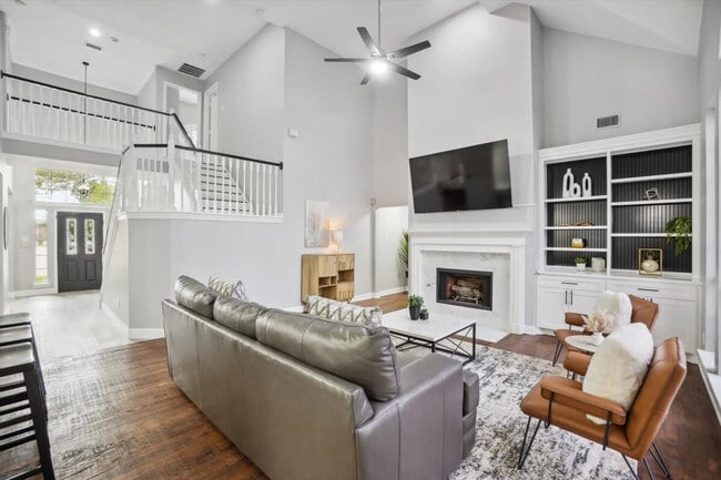 Photo - 2401 Scarlet Oak Dr Unit ID1019564P