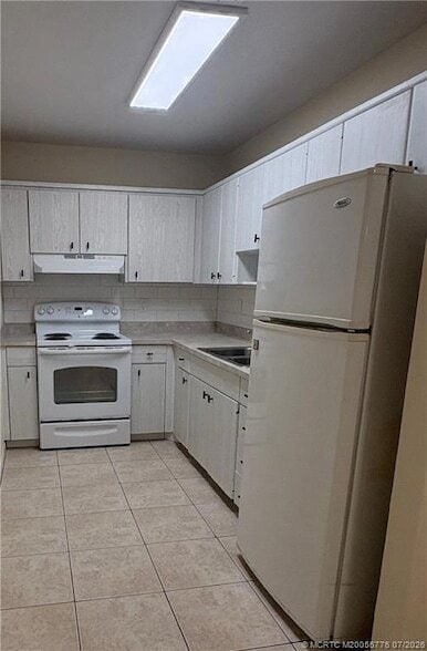 Building Photo - 333 SE Martin Ave Unit 1F