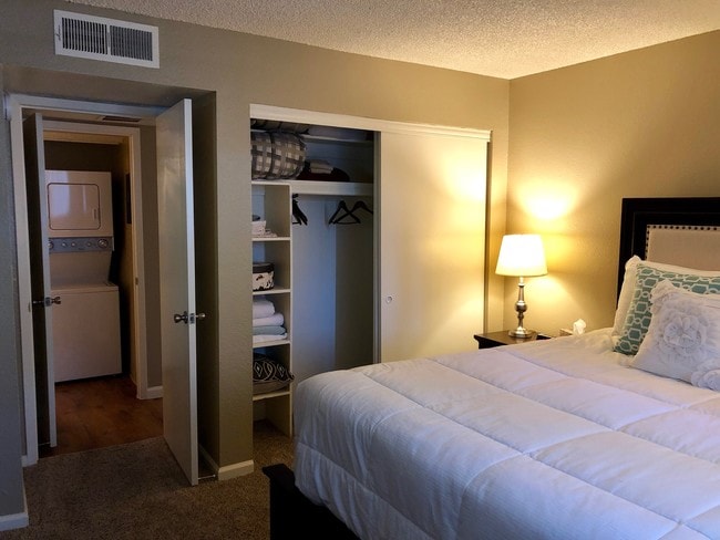 Photo - Casas Adobes Apartments