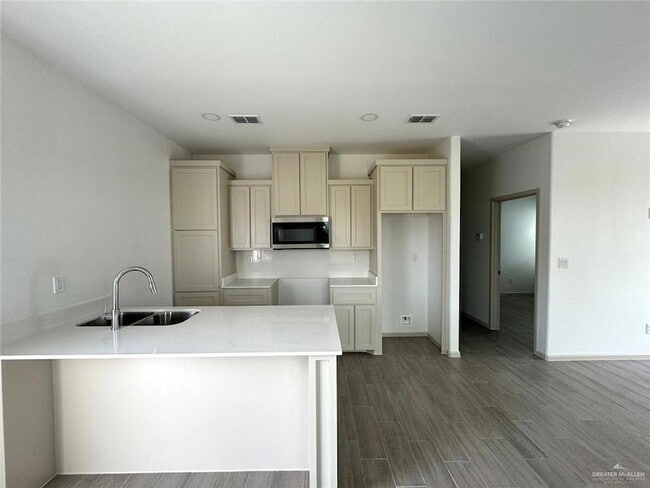 Photo - 7702 N 58th Ln Unit 3