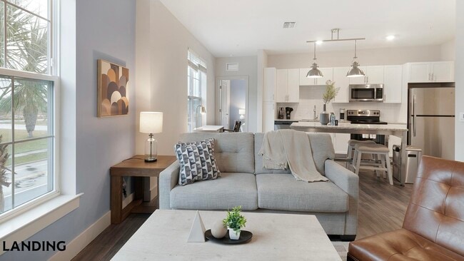 Photo - 5885 Lakehurst Dr Unit 2413