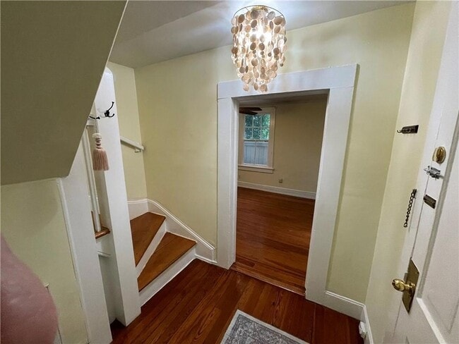 Photo - 1462 State St