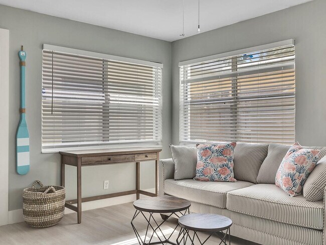 Photo - 318-320-320 Walnut St Unit ID1239362P