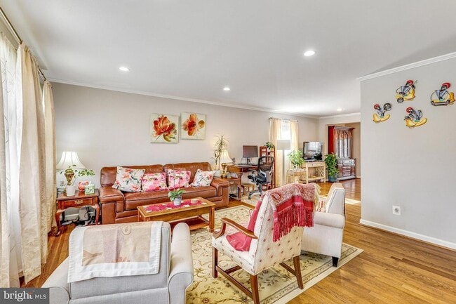 Photo - 205 Tapawingo Rd SW