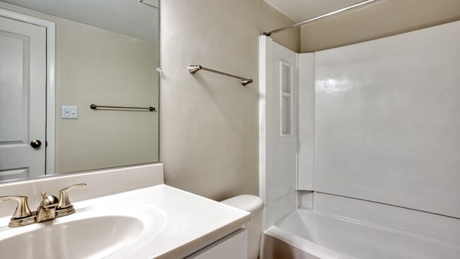 Photo - Green Tree Apartments