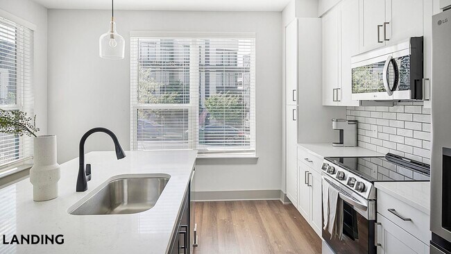 Photo - 1310 Hillside Ave Unit 407