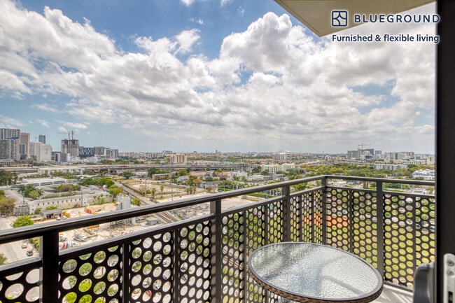 Photo - 23 NE 17th Ter Unit FL17-ID101