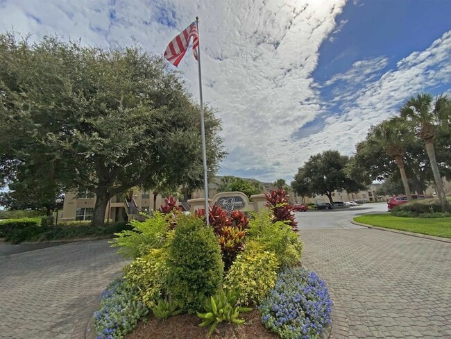 Photo - 1603 Prestwick Pl