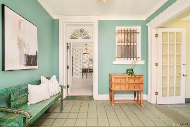 Photo - 680 Clarkson St