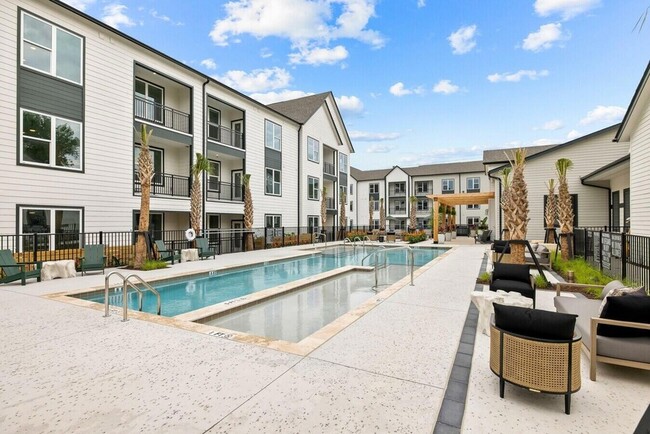 Photo - 3812 W Montague Ave