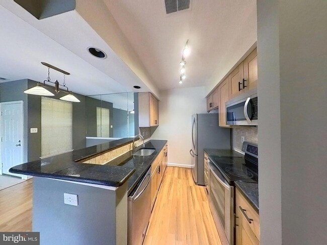 Photo - 5917 Barbados Pl Unit 103