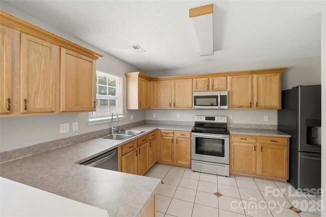 Photo - 3000 Brookchase Blvd