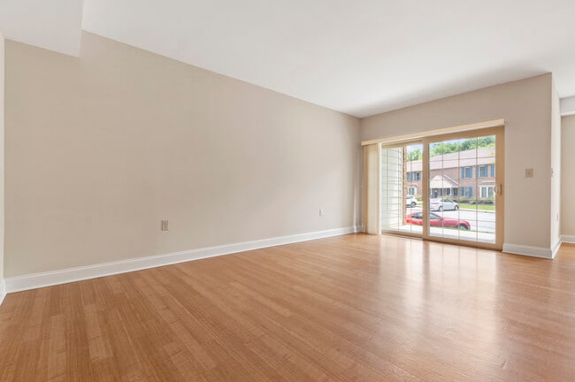 Photo - Severgn Apartments